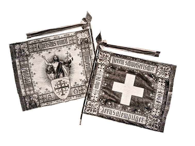 Pilgerfahne des Schweizerischen Jerusalem-Pilgervereins, Vorderund Rückseite